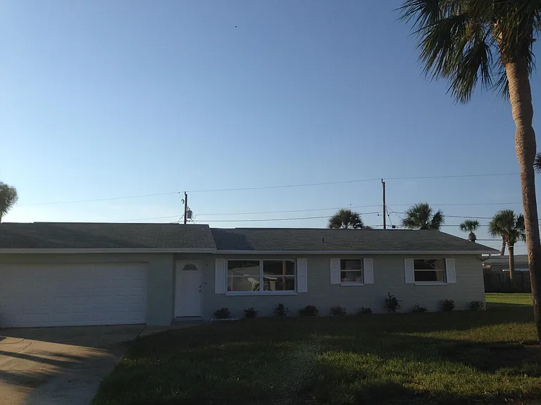 39 Sandra Dr — Photo 1