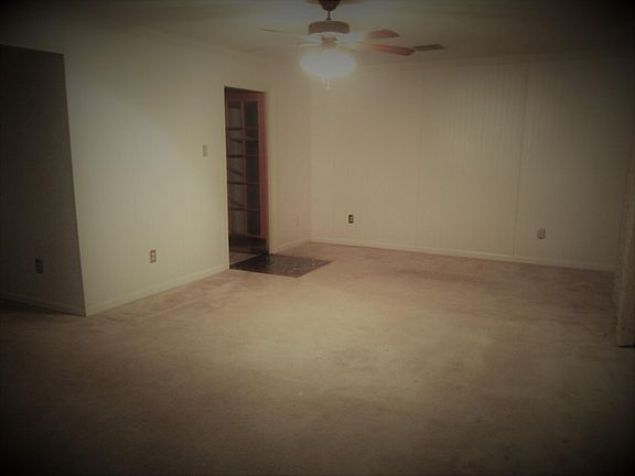 4th image of 400 Bell Downs Dr