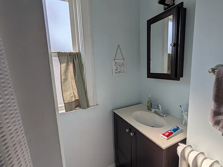 443-445 Hamilton St #2B — Photo 2