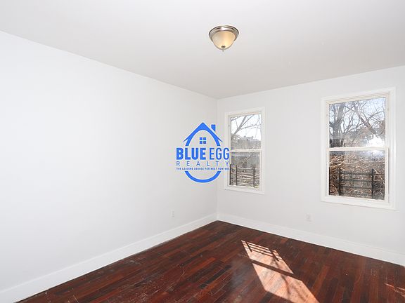 2nd image of 2832 W 19th St #3A