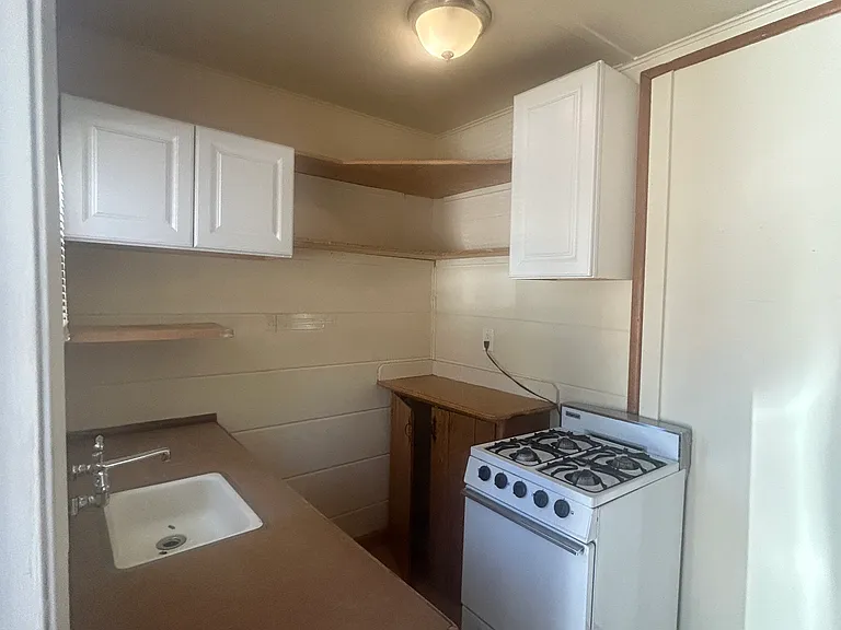 25055 Marion Ridge Dr #9 — Photo 3
