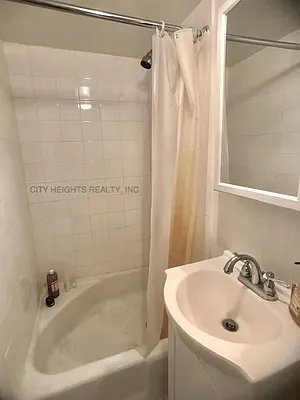 Rented by City Heights Realty | media 15