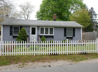 16 Chatham Rd, Plymouth, MA 02360