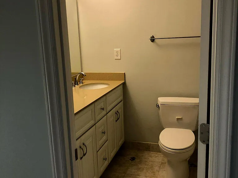 803 Greenleaf Ave — Photo 8