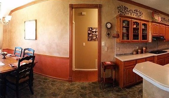 4th image of 11075 Meadowlark Ln
