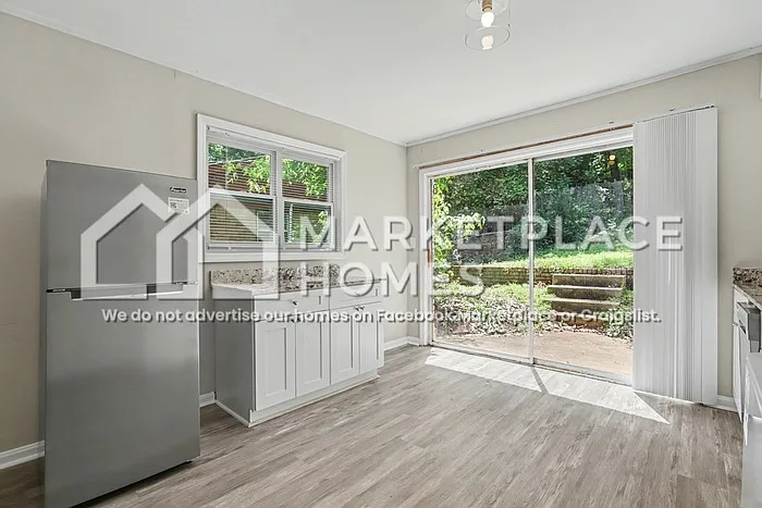 2470 Glenrock Dr #B — Photo 8