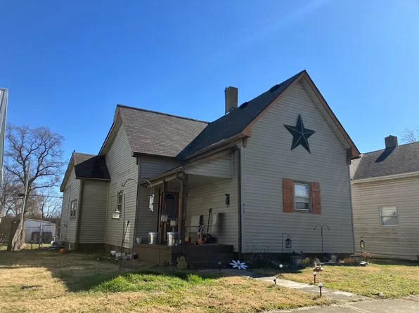 910 Elm St, Shelbyville, IN 46176