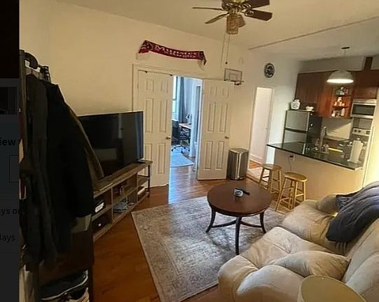 2nd image of 1274 1st Ave APT 19