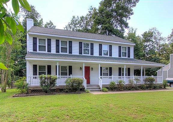 2nd image of 10202 Guenevere Ct