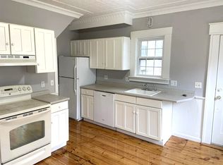16 Mount Vernon St, Somersworth, NH 03878