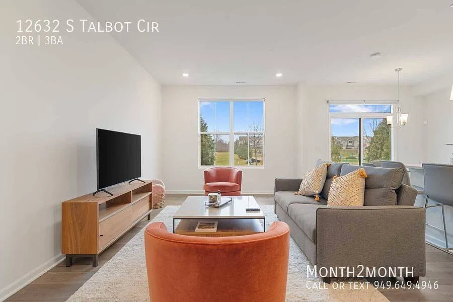 12632 S Talbot Cir