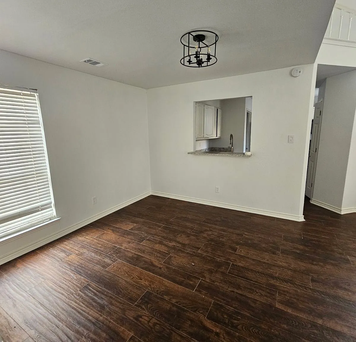 3 bed, 2.5 bath, 1514 sqft, $2,500 — Photo 4
