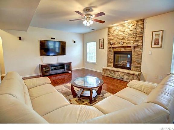 5th image of 11516 Sadler Walk Ln