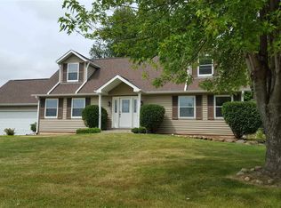 1577 Wagonette Dr, Rockford, IL 61108