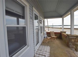 358 Park Ave, Portsmouth, RI 02871