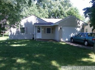 913 2nd St, Farmington, MN 55024