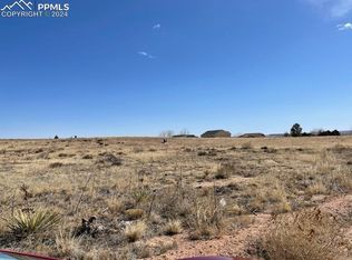 1136 S Calle Del Santo Dr, Pueblo West, CO 81007