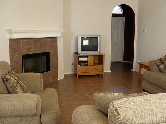 Living Room: Ceramic Tile