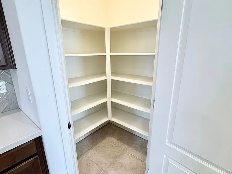5748 N 194th Ave — Photo 29