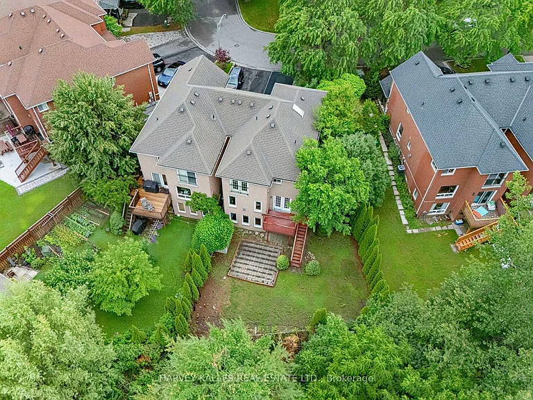2120 Erin Gate Blvd — Photo 4