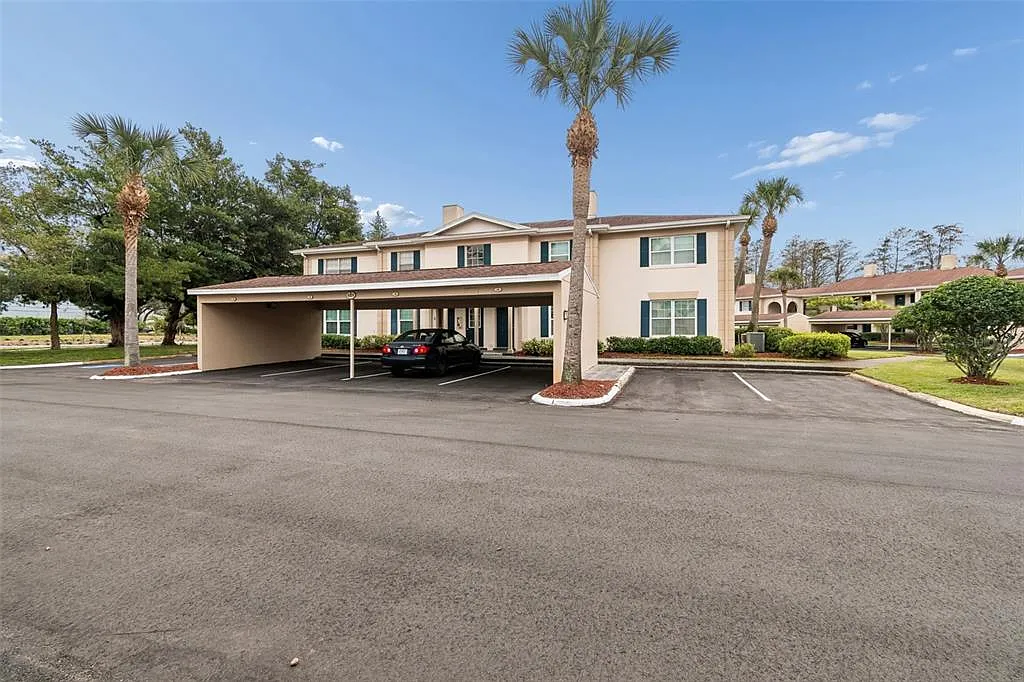 Building Photo - 10375 Carrollwood Ln #332