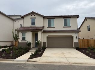 2915 E Tierra Dr, Fresno, CA 93730