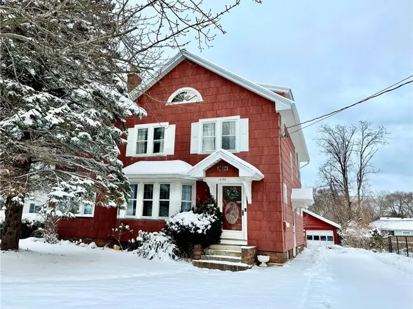 1434 Titus Ave, Rochester, NY 14622