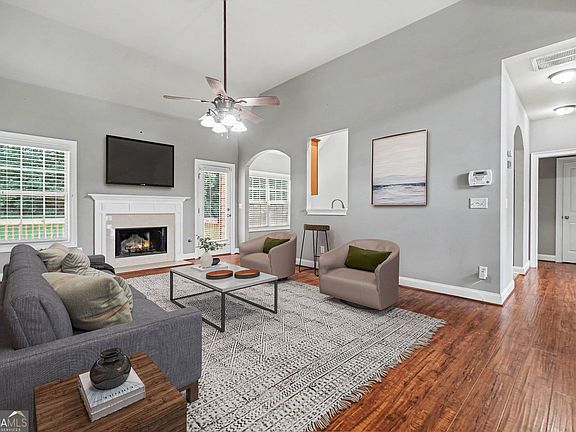 5th image of 60 Ashley Pointe Dr