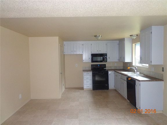 4th image of 5011 23rd Ave SE