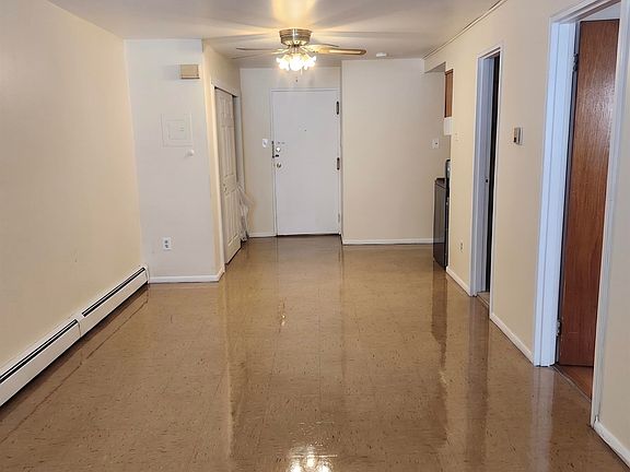 3rd image of 119 Oakland Ave