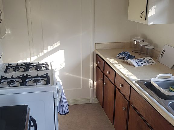 2nd image of 2466 Jones Ave