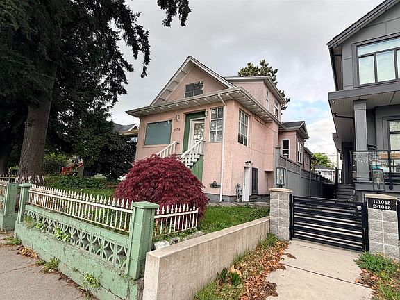 2nd image of 1039 E 41st Ave