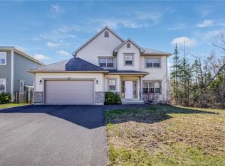 10 Johnson Ave, Oromocto, NB E2V 0H6