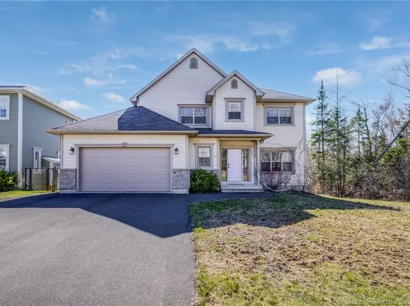 10 Johnson Ave, Oromocto, NB E2V 0H6