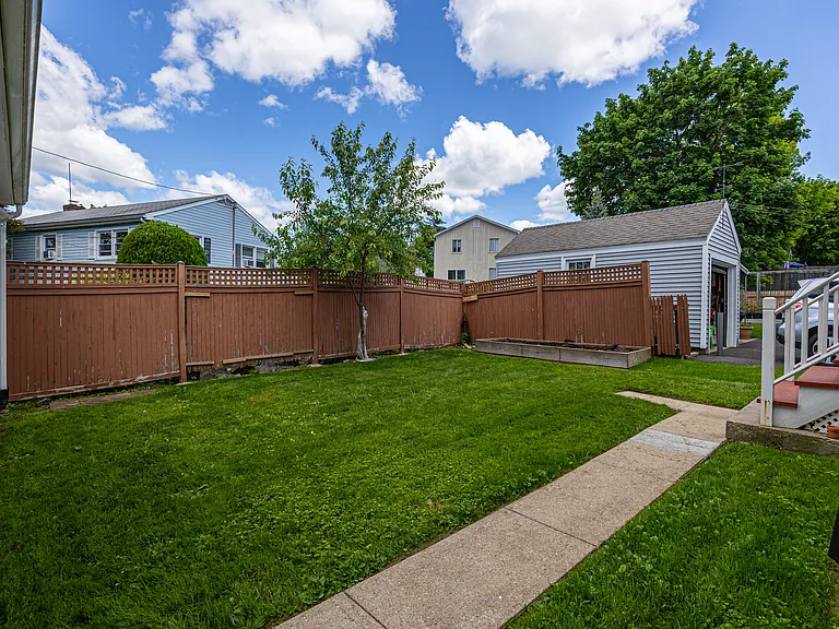 3 Highland Rd #B — Photo 26