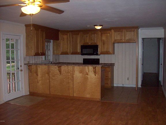 4th image of 3025 Clairmont Ave
