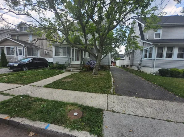 208 Clover St, Roselle, NJ 07203