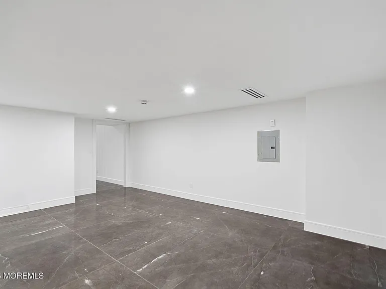 9 Minerva St #1 — Photo 23