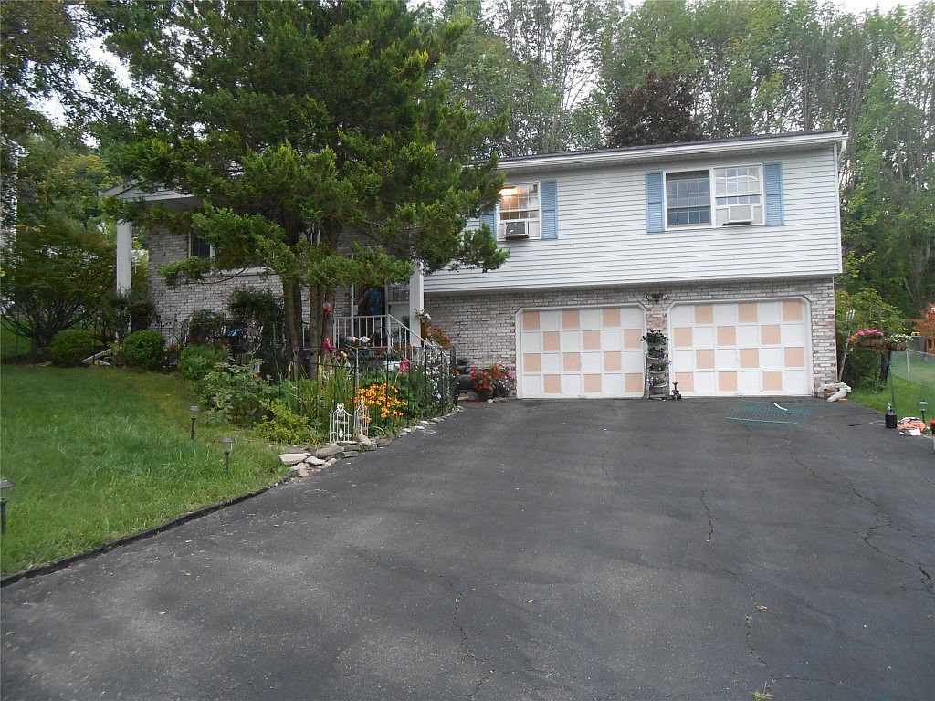 4240 Drexel Dr, Vestal, NY 13850 Zillow