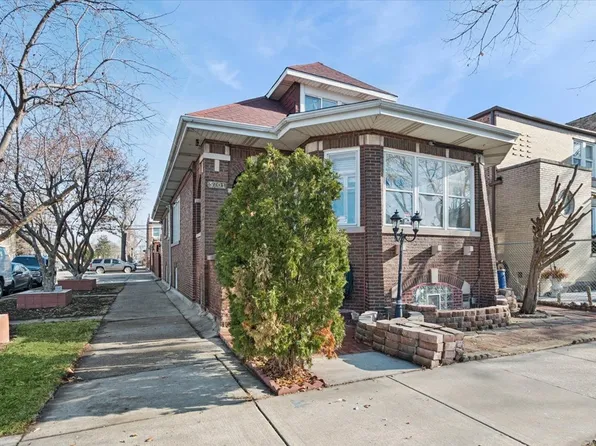 5701 S Maplewood Ave, Chicago, IL 60629