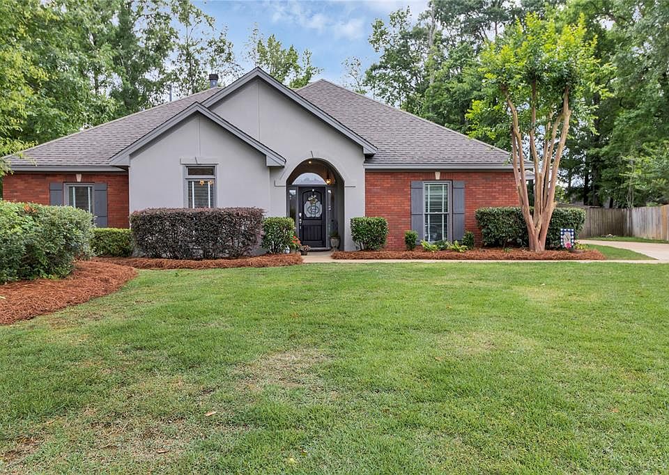 1st image of 7940 Arrowhead Forest Ct