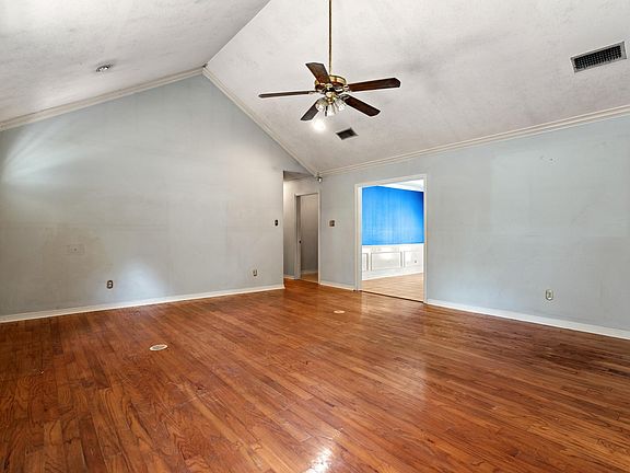 5th image of 408 County Road 4810