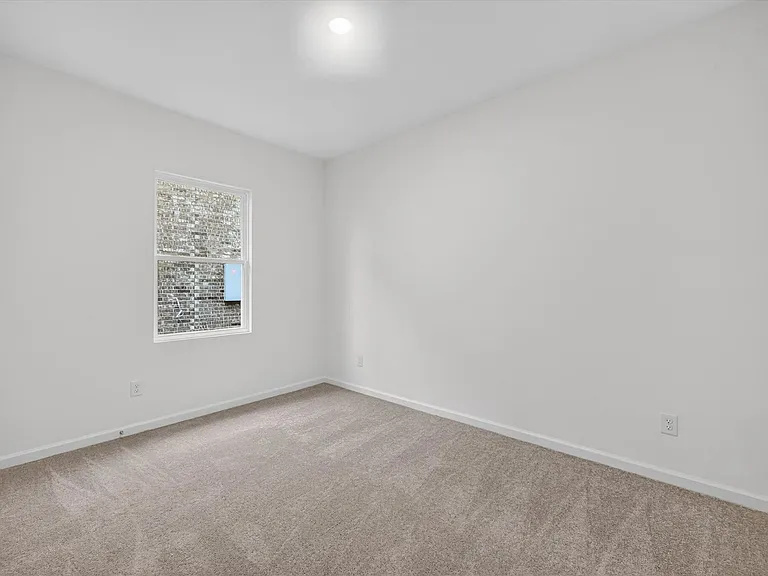 2128 Meadow Park — Photo 13