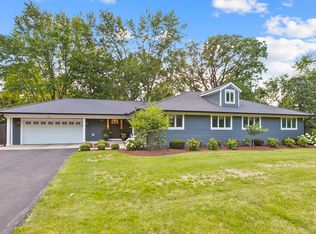 20 W Lyncliff Dr, Oswego, IL 60543