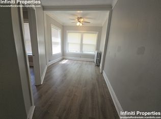 6631 S Ellis Ave APT 3, Chicago, IL 60637