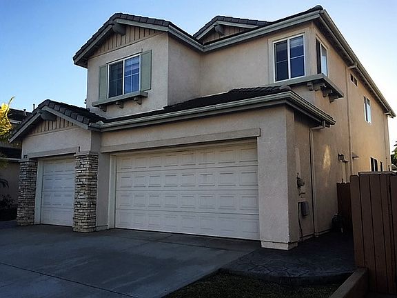 2nd image of 1172 Surfwood Ln
