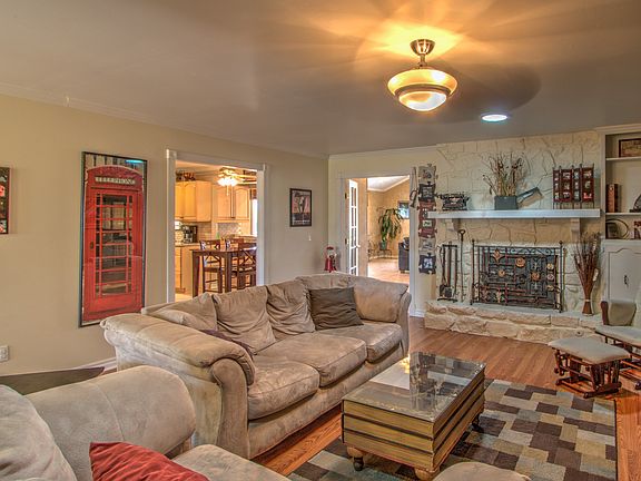 4th image of 10314 S 198 East Ave