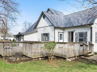 211 N 4th St, Indianola, IA 50125