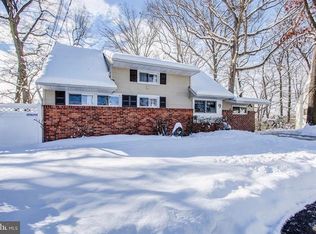 9 Bowie Ct, Rockville, MD 20852