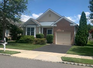207 Devon Ln, Hainesport, NJ 08036